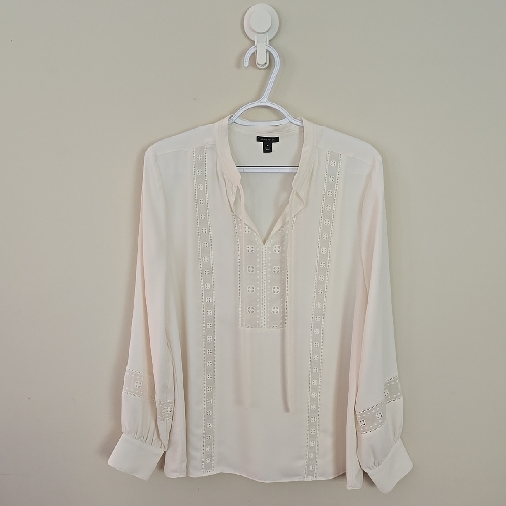 NWOT Ann Taylor Cream Blouse with Cuffed Sleeves and Mandarin Collar